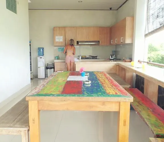 Matra Bali Surf Camp Gasthof 3*